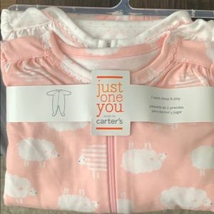 Carter’s Sleep and Play set